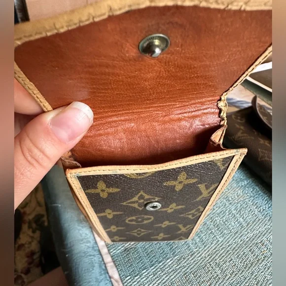 Vintage Louis Vuitton wallets and glasses case - Picture 6 of 11